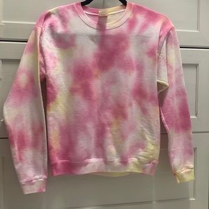 tie dye sweatshirt